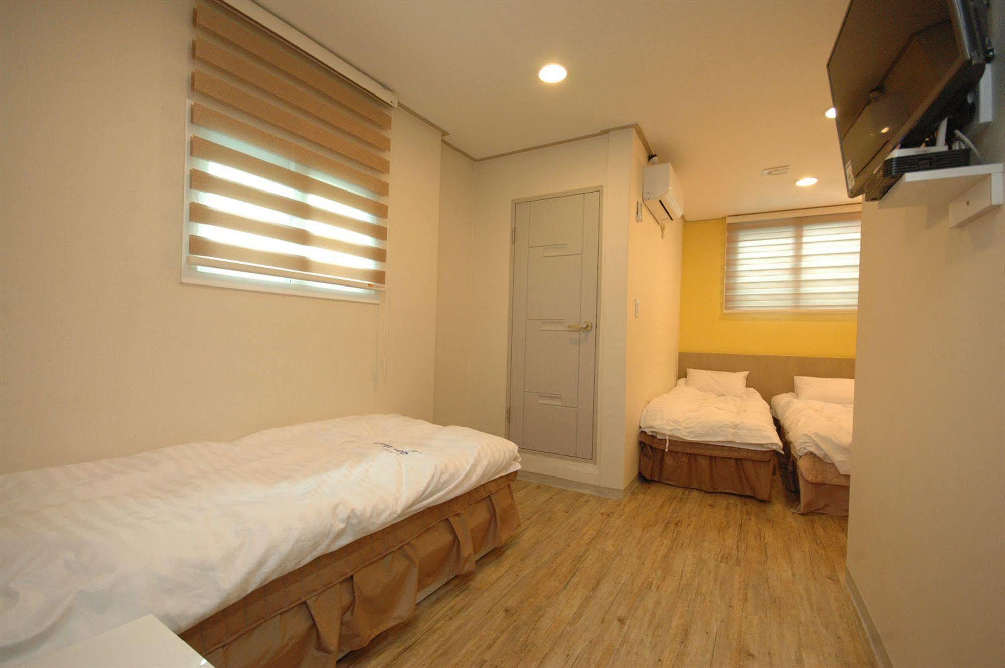 Dongdaemun Hwashin Hostel Seul Exterior foto